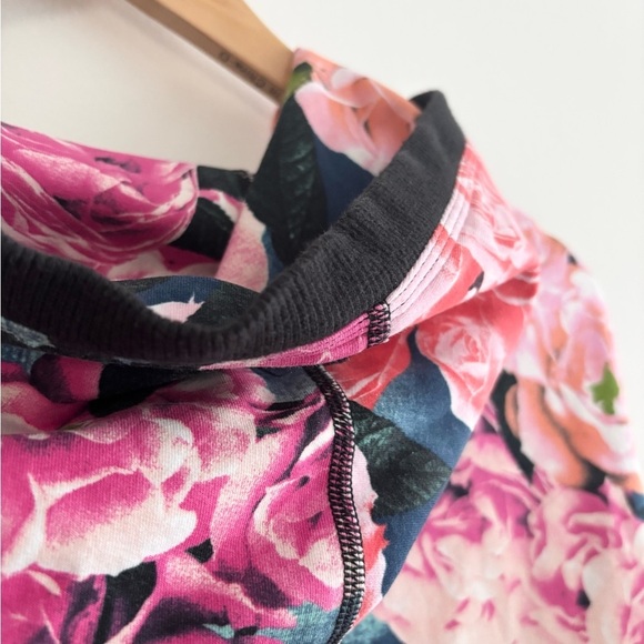 RARE Lululemon Hold Your Om Hoodie Secret Garden Floral - Picture 12 of 15
